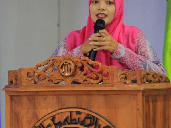 Seminar International dengan tema "Moral and Character Education"